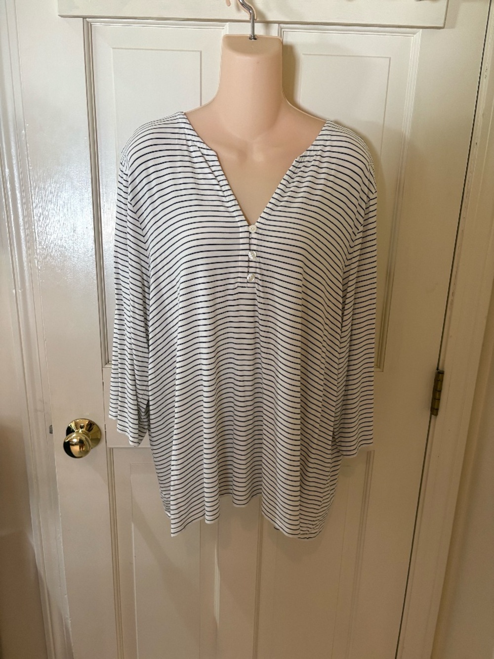 J.Jill Wearever Collection White with Black Stripe Knit Shirt XL